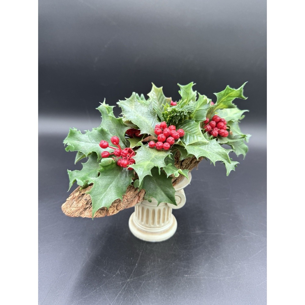 Antique Vtg MCM Christmas Plastic Floral Berries Yulelog Granny core